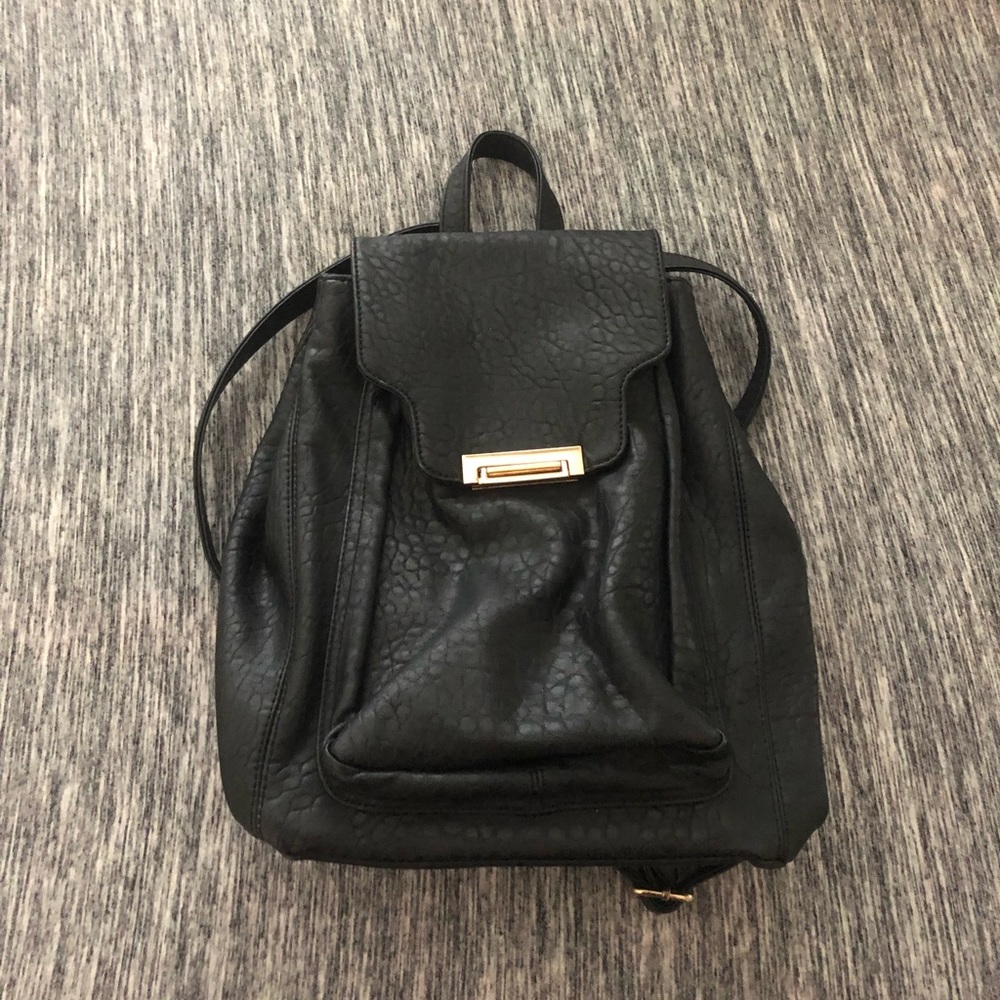 Urban expression vegan black back pack